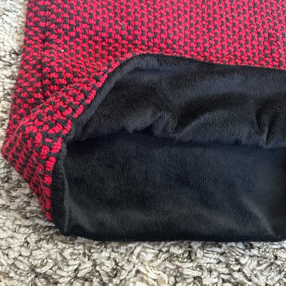 Talbots Lambswool Red Black Houndstooth Check Infinity Collar Scarf Women's - Picture 4 of 9